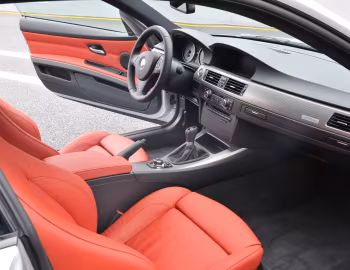 Интерьер 2011–13 BMW 335is Coupe [North America] (E92) '2010–13