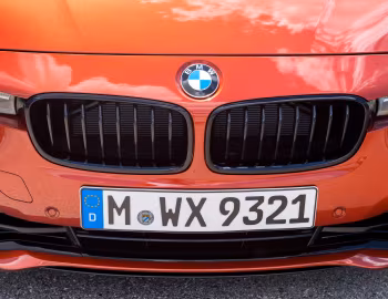BMW 330i "Edition Sport Line Shadow" [Worldwide] (F30) '2017–19