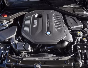 Bajo el capó 2016–19 BMW 340i Sport Line [North America] (F30) '2015–19