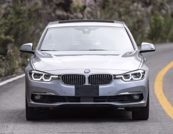 2016–18 BMW 340i xDrive Luxury Line [North America] (F30) '2015–19
