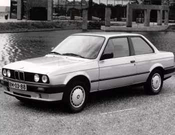 BMW 318i Coupe [Worldwide] (E30) '1982–91