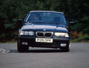 BMW 328i Coupe [UK-spec] (E36) '1996–99