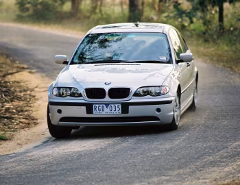 BMW 318i [Australia] (E46) '2001–05