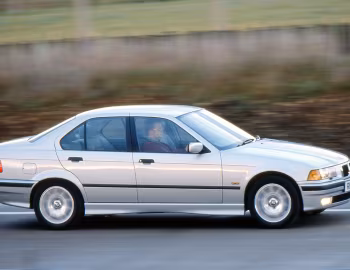 BMW 320i Saloon [UK-spec] (E36) '09.1996–98