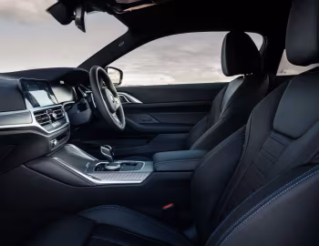 Interior BMW 420i Coupé M Sport [UK-spec] (G22) '2020–pr.