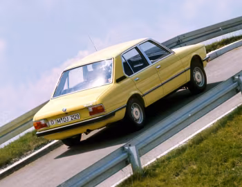 BMW 518 Sedan [Worldwide] (E12) '05.1974–08.1976