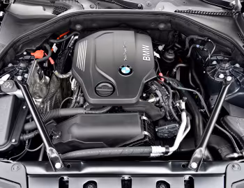Bajo el capó BMW 518d Sedan Luxury Line [Worldwide] (F10) '07.2013–01.2017