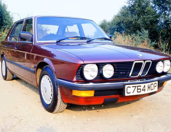 BMW 518i [UK-spec] (E28) '08.1984–12.1987