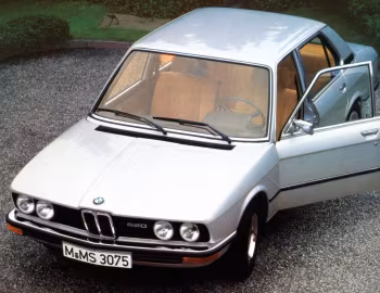 BMW 520/4 Sedan (E12) '05.1976–03.1979
