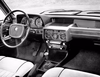 Panel frontal BMW 520/4 Sedan [Worldwide] (E12) '02.1972–08.1976