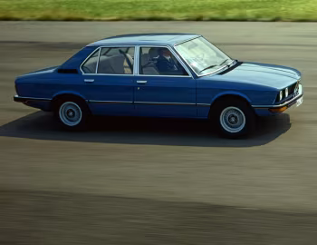 BMW 520/4 Sedan (E12) '05.1976–03.1979