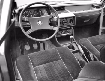 Panel frontal BMW 520/6 Sedan [Worldwide] (E12) '03.1977–06.1981