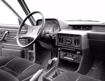 Interior BMW 520/6 Sedan [Worldwide] (E12) '03.1977–06.1981