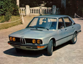 BMW 520 Sedan [France] (E12) '1972–76
