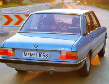 BMW 520 Sedan [Worldwide] (E12) '02.1972–08.1976