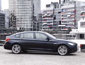 BMW 520d Gran Turismo M Sport Package [Australia] (F07) '2012–13