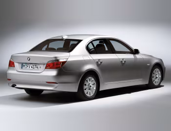 BMW 520d Sedan [Worldwide] (E60) '2005–07