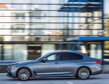 BMW 520d Sedan M Sport [Worldwide] (G30) '2017–20