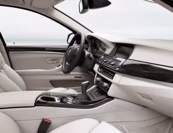 Interior BMW 520d Touring [Worldwide] (F11) '2010–13