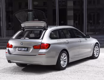 BMW 520d Touring [Australia] (F11) '2011–13