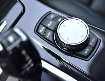 Інтэр'ер BMW 520d Touring [Worldwide] (F11) '2013–17