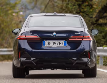 BMW 520d xDrive M Sport [Worldwide] (G60) '2023–pr.