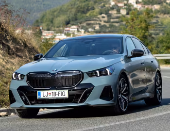 BMW 520d xDrive M Sport [Worldwide] (G60) '2023–pr.