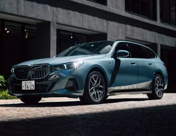 BMW 523d xDrive Touring M Sport [Japan] (G61) '2024–pr.