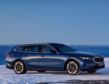 BMW 520d xDrive Touring [Worldwide] (G61) '2024–pr.