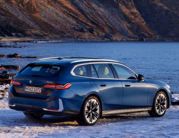 BMW 520d xDrive Touring [Worldwide] (G61) '2024–pr.