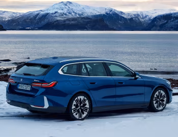 BMW 520d xDrive Touring [Worldwide] (G61) '2024–pr.