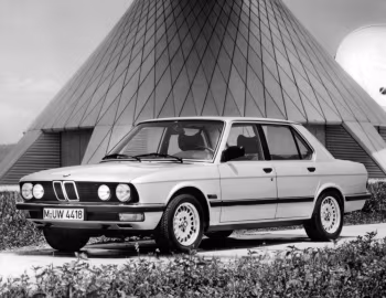 BMW 525i (E28) '06.1981–12.1987