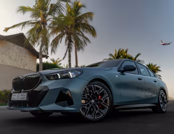 BMW 520i M Sport [Middle East] (G60) '2023–pr.