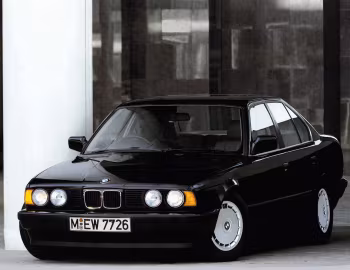 BMW 520i Sedan [Worldwide] (E34) '12.1987–95