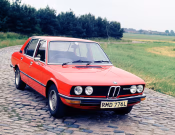 BMW 520i Sedan [UK-spec] (E12) '03.1973–08.1976