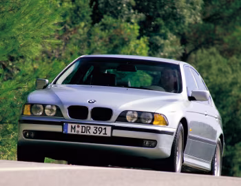 BMW 520i Sedan [Worldwide] (E39) '1996–2000