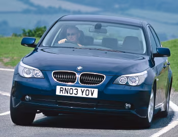 BMW 520i Sedan [UK-spec] (E60) '2003–05