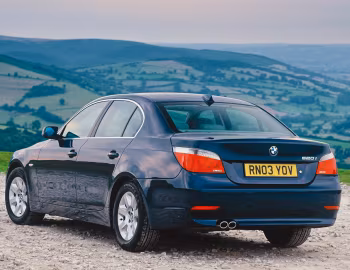 BMW 520i Sedan [UK-spec] (E60) '2003–05