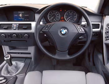 Panel frontal BMW 520i Sedan [UK-spec] (E60) '2003–05