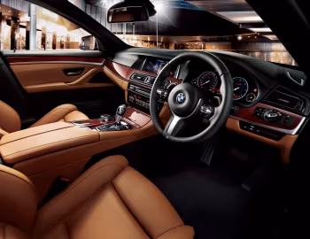 Interior BMW 523d "MAESTRO" [Japan] (F10) '2015