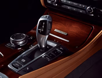 BMW 523d "MAESTRO" [Japan] (F10) '2015