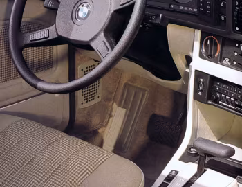 Interior BMW 524td AT (E28) '1983–87