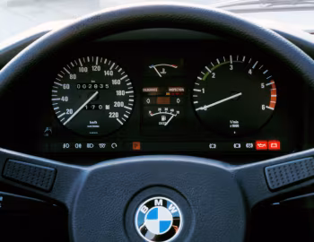 Torpedo BMW 524td AT (E28) '1983–87