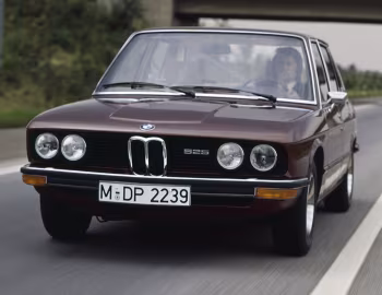 BMW 525 Sedan [Worldwide] (E12) '06.1973–08.1976