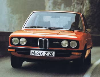BMW 525 Sedan [Worldwide] (E12) '06.1973–08.1976