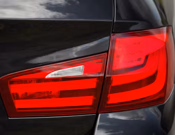 BMW 525d Touring [UK-spec] (F11) '2010–13