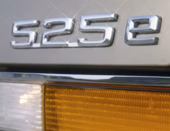 BMW 525e [Worldwide] (E28) '03.1983–12.1987