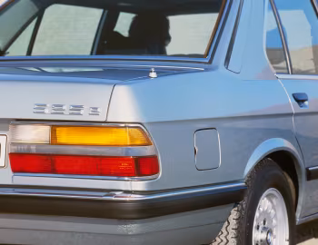 BMW 525e [Worldwide] (E28) '03.1983–12.1987