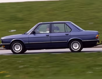 BMW 525e [Worldwide] (E28) '03.1983–12.1987