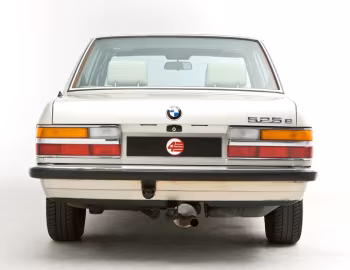 BMW 525e [UK-spec] (E28) '03.1983–12.1987